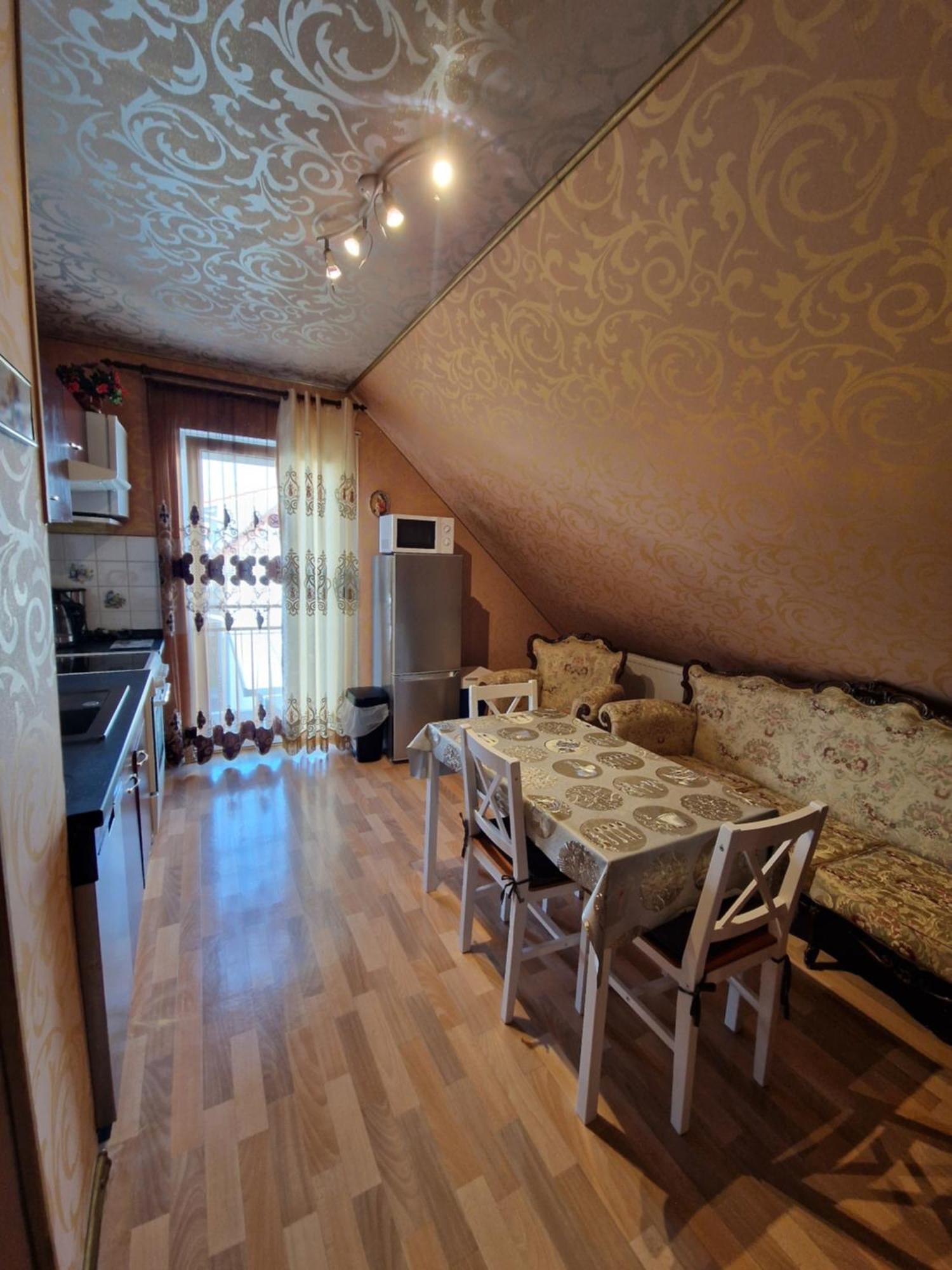 Apartment Natali เออริงเงน ภายนอก รูปภาพ